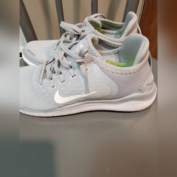 Nike Free Rn - Picture 3 of 3